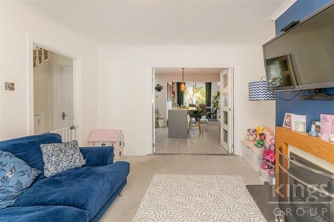 5 Bromleigh Close, Cheshunt, Waltham Cross, EN8 0RN
