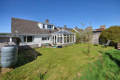 23 Clarendon Close, Gillingham, SP8 4NL