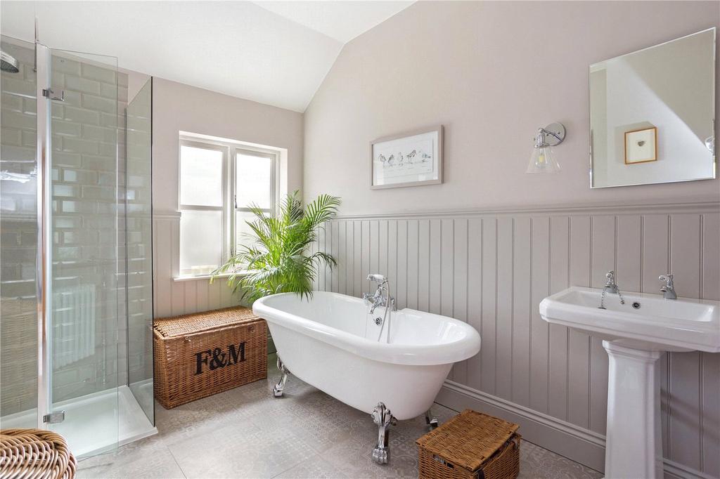 Cottage Bathroom