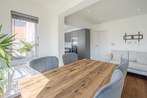 178 Birmingham Road, Kidderminster, DY10 2SJ