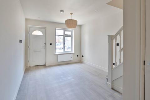 65 Springfield Place, New Malden, KT3 3LP