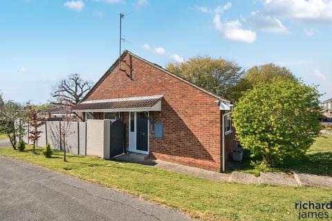 2 bedroom semi-detached bungalow for sale, Bevisland, Eldene, Swindon, SN3