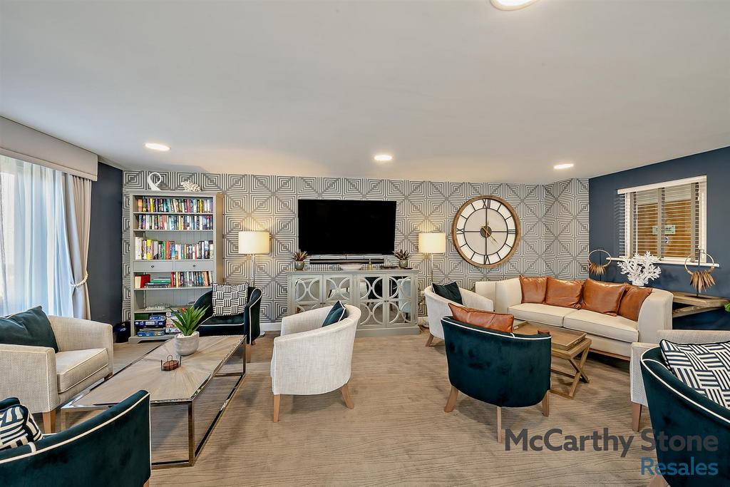 Homeowners Lounge
