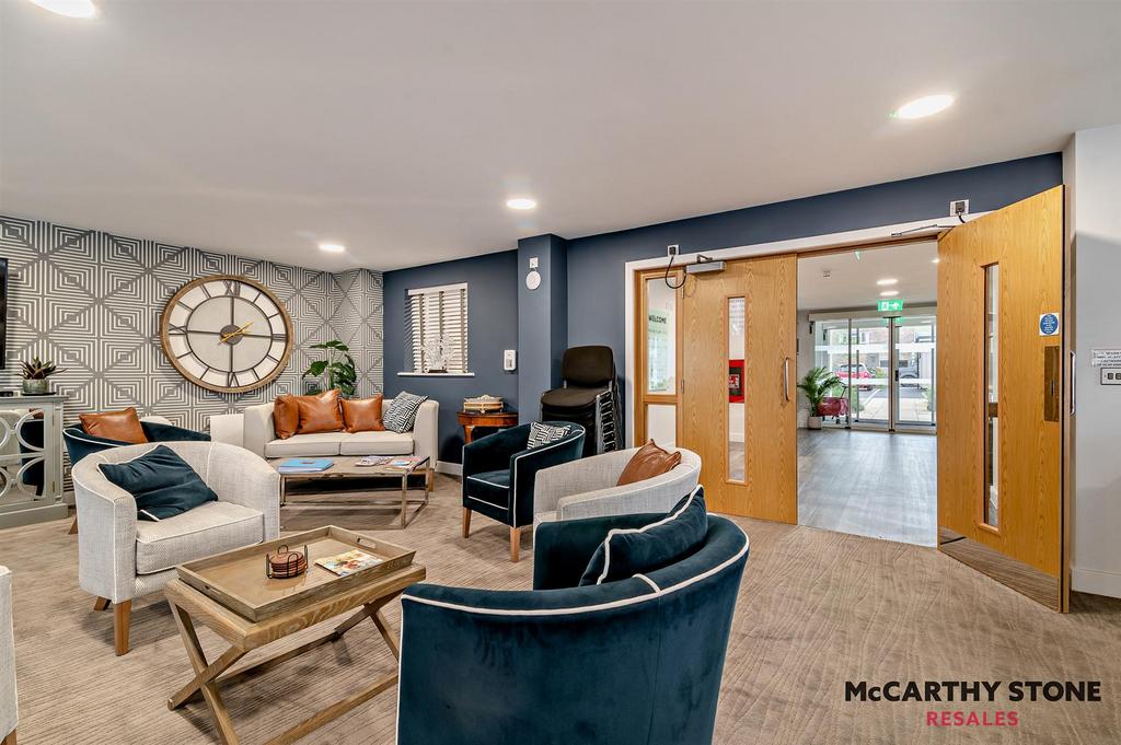 Homeowners Lounge