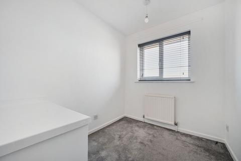 33 Bilsington Close, Chatham, ME5 7NE