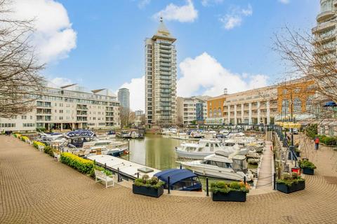 3 bedroom flat for sale, Carlyle Court, London SW10