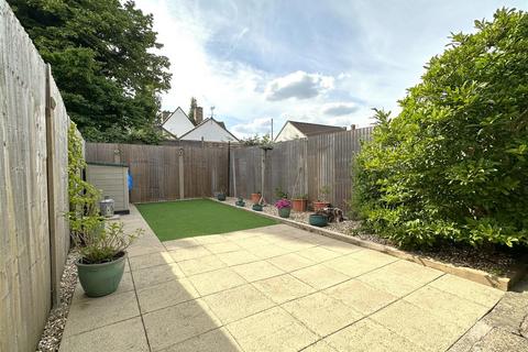 2 bedroom terraced house for sale, Bowbridge Road, Newark