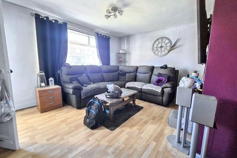 1 bedroom ground floor flat for sale, Luss Avenue, ., Jarrow, Tyne and Wear, NE32 4AR
