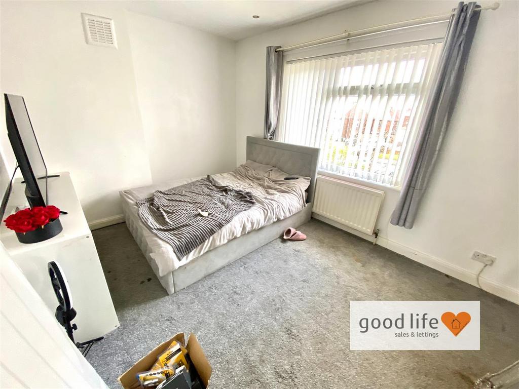 20250405 130206414 i OS73holbournroad.jpg