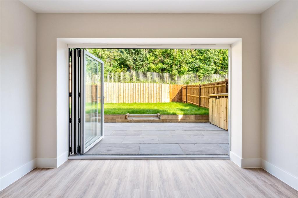 Access To Garden