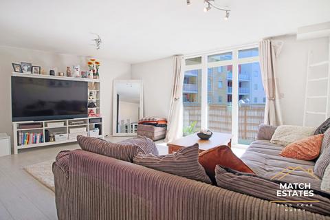 2 bedroom apartment to rent, Kingfisher Meadow, Maidstone ME16