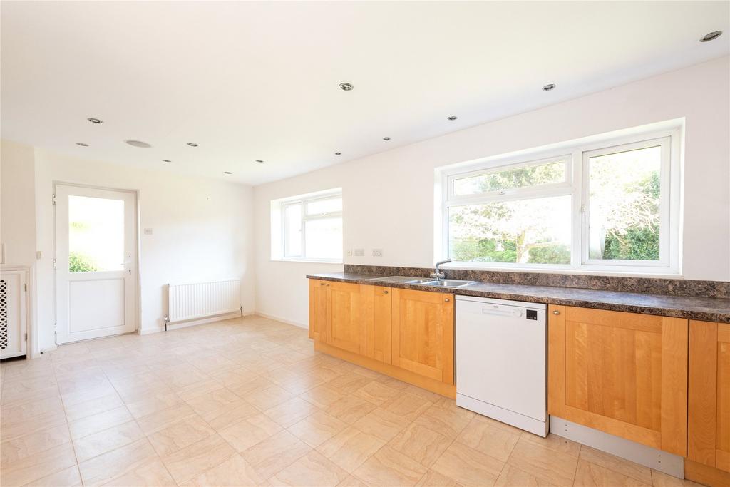 Kitchen/Breakfast Rm