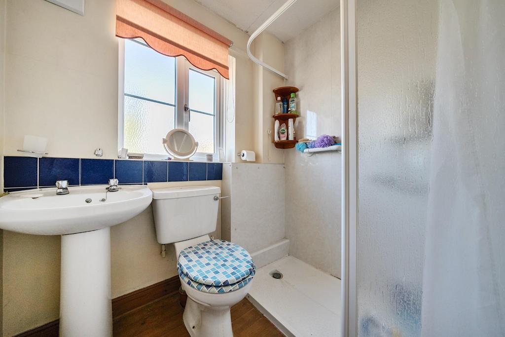 Shower Room.jpg
