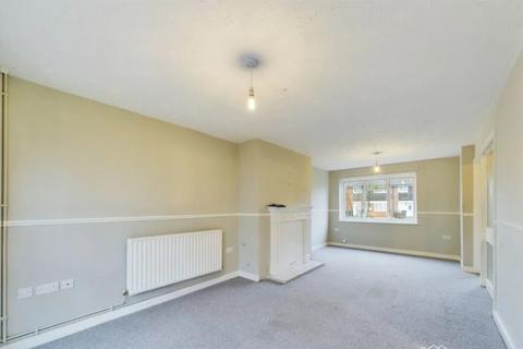 3 bedroom terraced house to rent, Bicknor Road, Maidstone