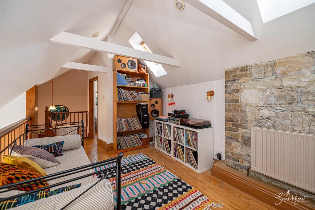 Mezzanine/Study