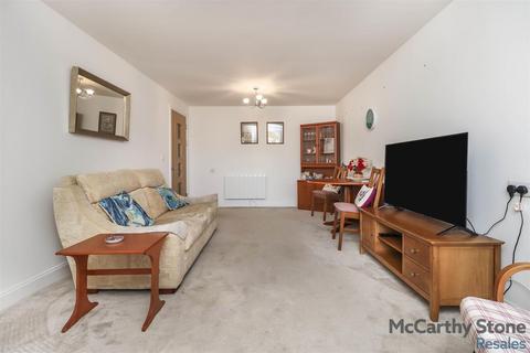 2 bedroom apartment for sale, Elizabeth Place, Trimbush Way, Market Harborough