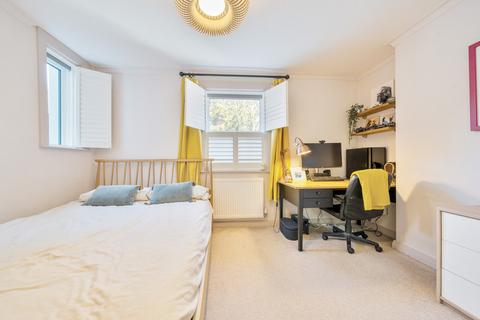 Flat 1, Grove Lodge, 14 Church Grove, Kingston Upon Thames, KT1 4AL
