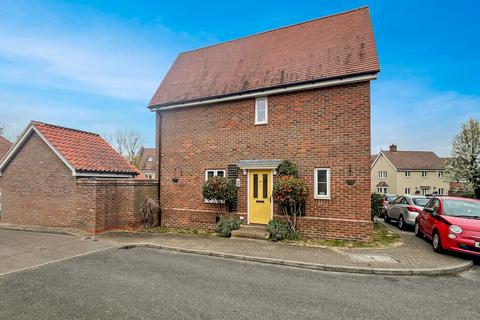 2 bedroom semi-detached house for sale, Samuel Courtauld Avenue, Braintree, Essex, CM7