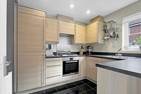 2 bedroom semi-detached house for sale, Samuel Courtauld Avenue, Braintree, Essex, CM7