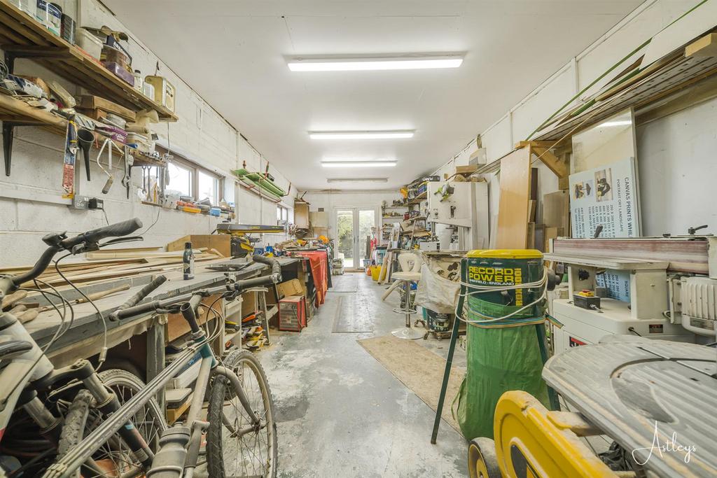Integral Garage