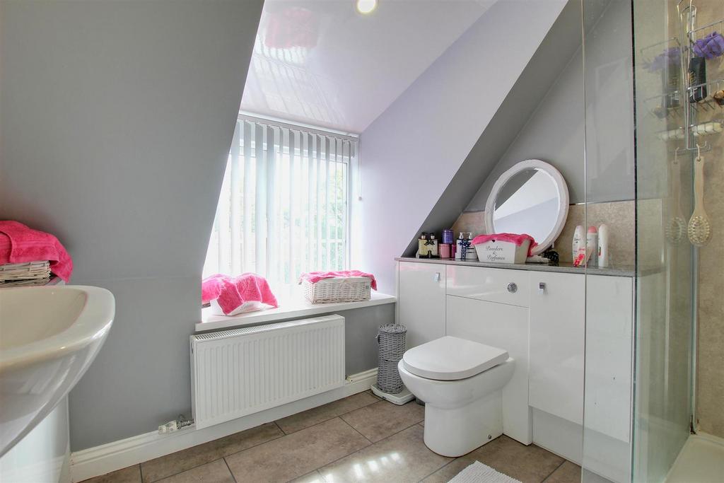 Shower room/w.c.