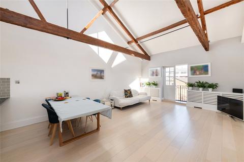3 bedroom terraced house for sale, Welmar Mews, London SW4
