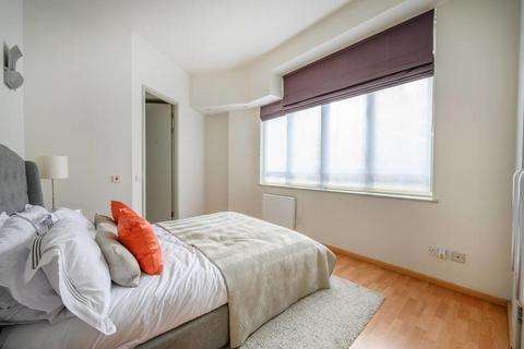 1 bedroom flat to rent, City Road, Old Street, London EC1V