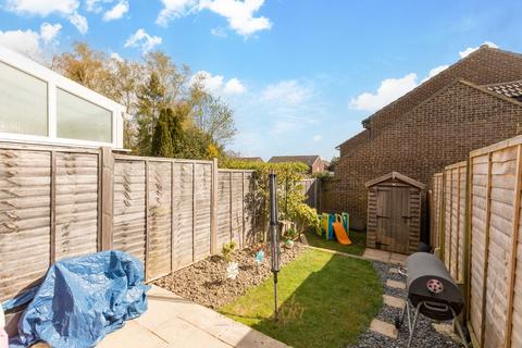 9 Bashford Way, Worth, Crawley, RH10 7YF