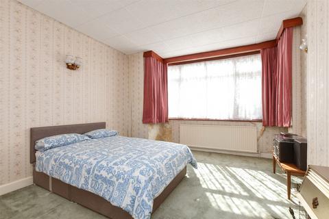 3 bedroom end of terrace house for sale, Stafford Road, Wallington SM6