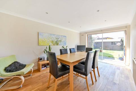 4 bedroom detached house for sale, Rectory Close, Farnham Royal, Slough, SL2