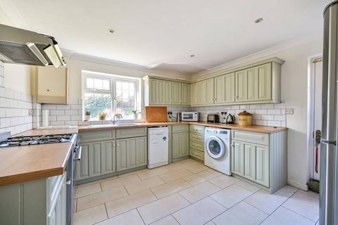 4 bedroom detached house for sale, Rectory Close, Farnham Royal, Slough, SL2