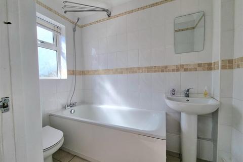 271 Bourne Road, Pode Hole, Spalding, PE11 3LW