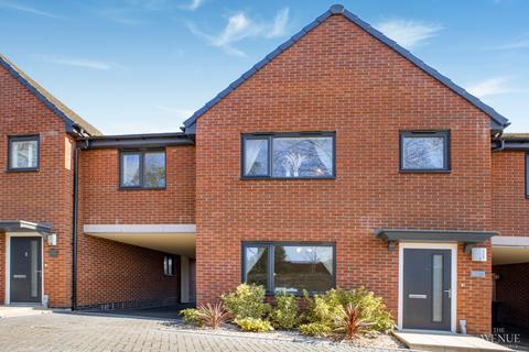 4 bedroom link detached house for sale, Marathon Point, Birmingham, West Midlands, B42