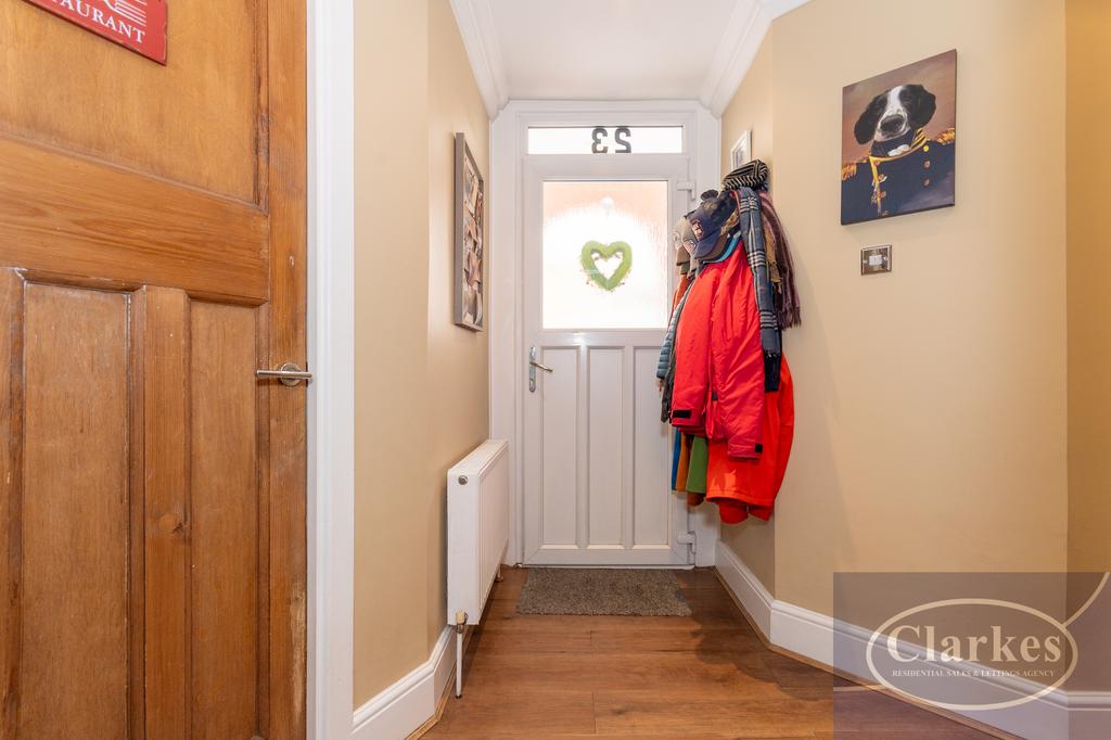 Fc 026 23 pine vale cres023
