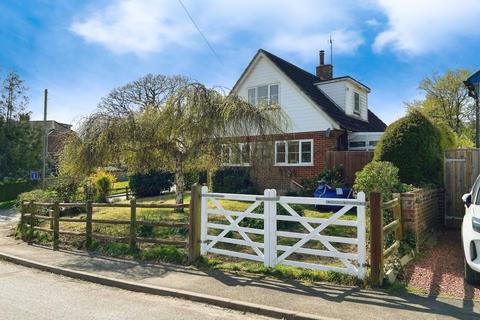 3 bedroom detached house for sale, RUCKINGE