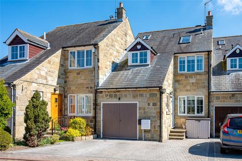 2 Argyle Mews, East Keswick, Leeds, LS17 9HT