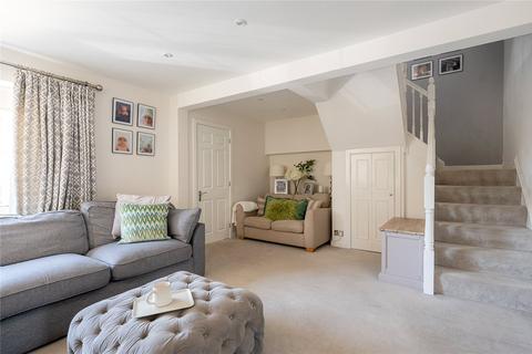 2 Argyle Mews, East Keswick, Leeds, LS17 9HT