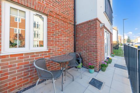 2 bedroom apartment for sale, Keen Avenue, Buntingford SG9