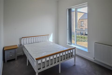 3 bedroom terraced house to rent, Parkes Avenue, Birmingham B12