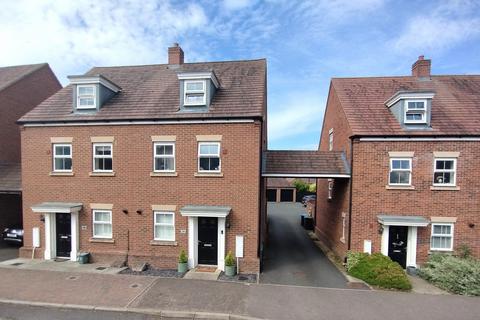 3 bedroom semi-detached house for sale, Shearwater Road, Aspen Park, HP3