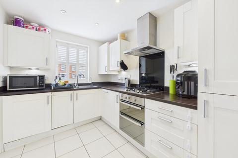 3 bedroom semi-detached house for sale, Shearwater Road, Aspen Park, HP3