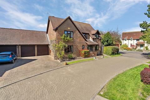 15 Long Wall, Haddenham, Aylesbury, HP17 8DL