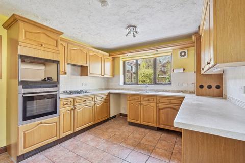 15 Long Wall, Haddenham, Aylesbury, HP17 8DL