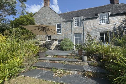 undefined, Manaccan, South Cornwall
