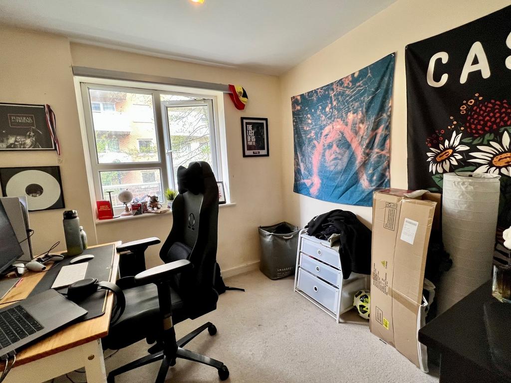 Second bedroom