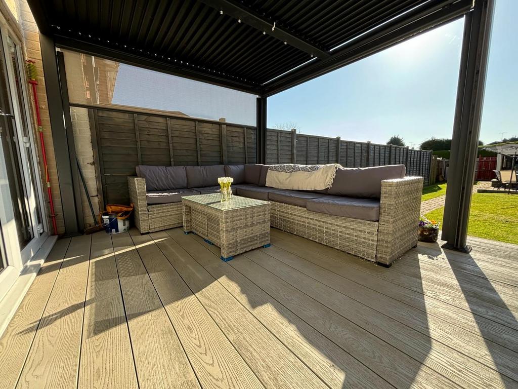 Garden seating area 1.jpg