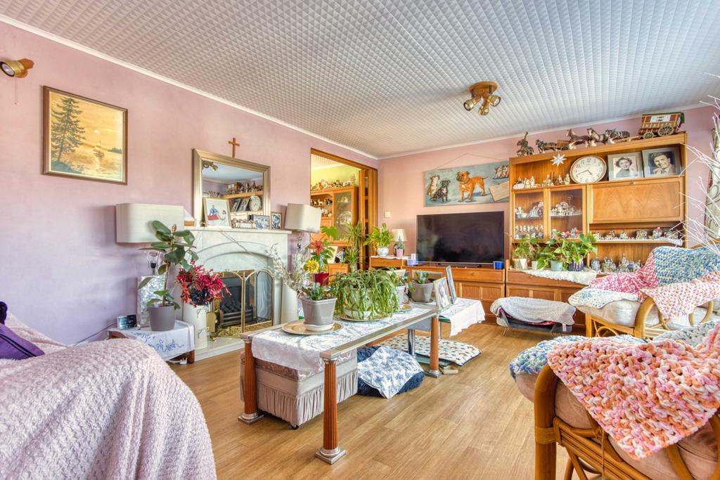 Ewemove Taunton - Parkfield Crescent (1)
