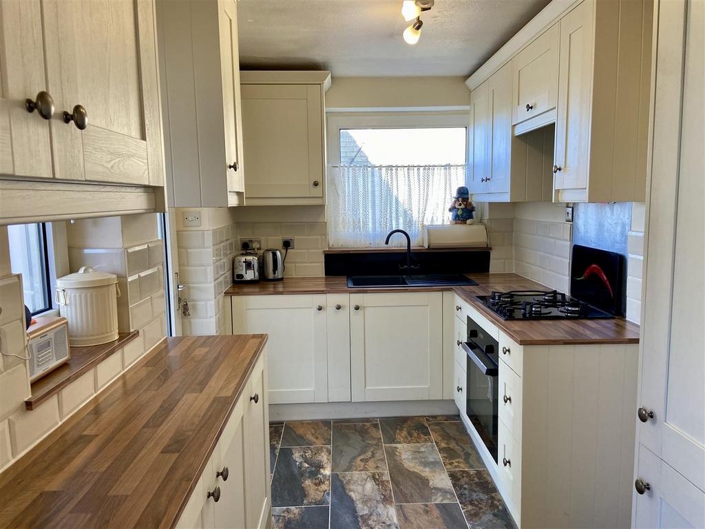 Kitchen.JPEG