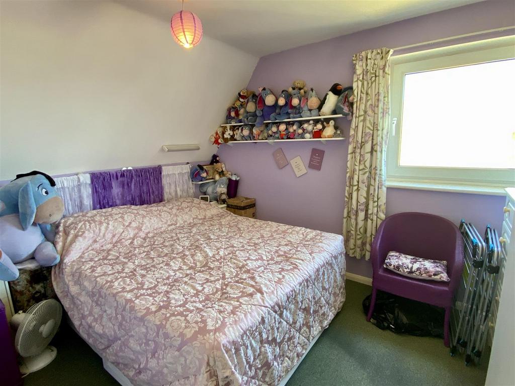 Bedroom 2.jpg