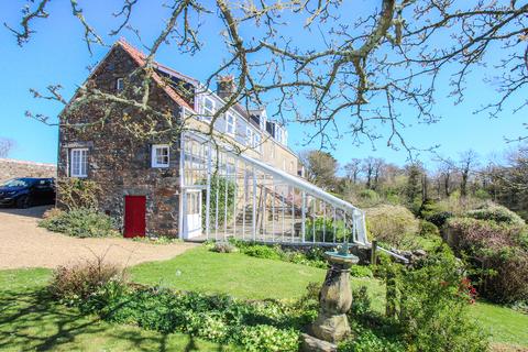 5 bedroom property for sale, Rue des Pres, St Pierre du Bois, Guernsey, GY7